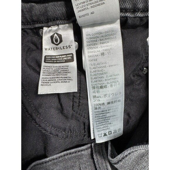 Levis Wedgie Straight Jeans Womens 31x28 Black Button Fly High Rise Distressed - Picture 6 of 11